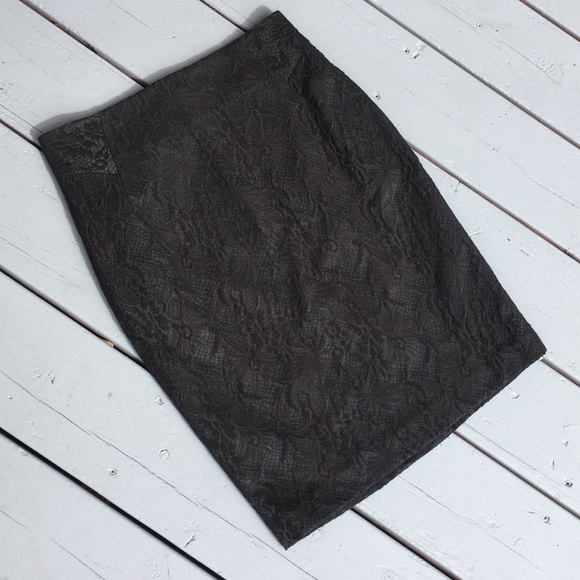 Ann Taylor Dresses & Skirts - Ann Taylor Black Lace Skirt Size 4P